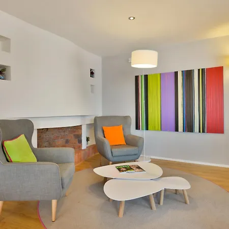Aparthotel Cenit & Apts Sol Y Viento 2*