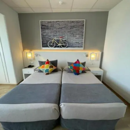 Cenit & Apts Sol Y Viento Ibiza-Stadt