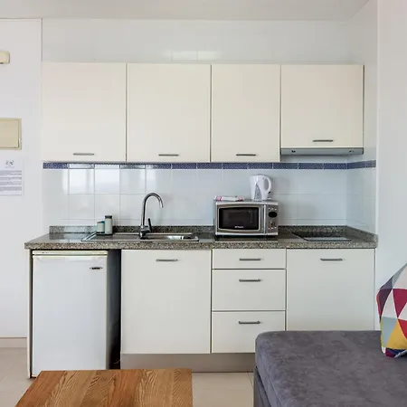 Cenit & Apts Sol Y Viento Aparthotel Ibiza