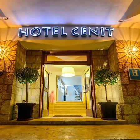 Aparthotel Cenit & Apts Sol Y Viento Ibiza