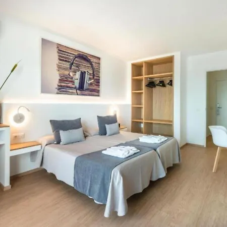 Aparthotel Cenit & Apts Sol Y Viento