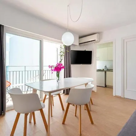 Aparthotel Cenit & Apts Sol Y Viento Ibiza